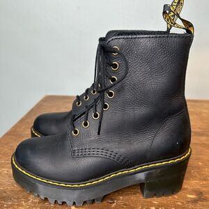 Dr. Martens Shriver Hi Women’s Leather Heeled Boots Size 5 US Combat Boots